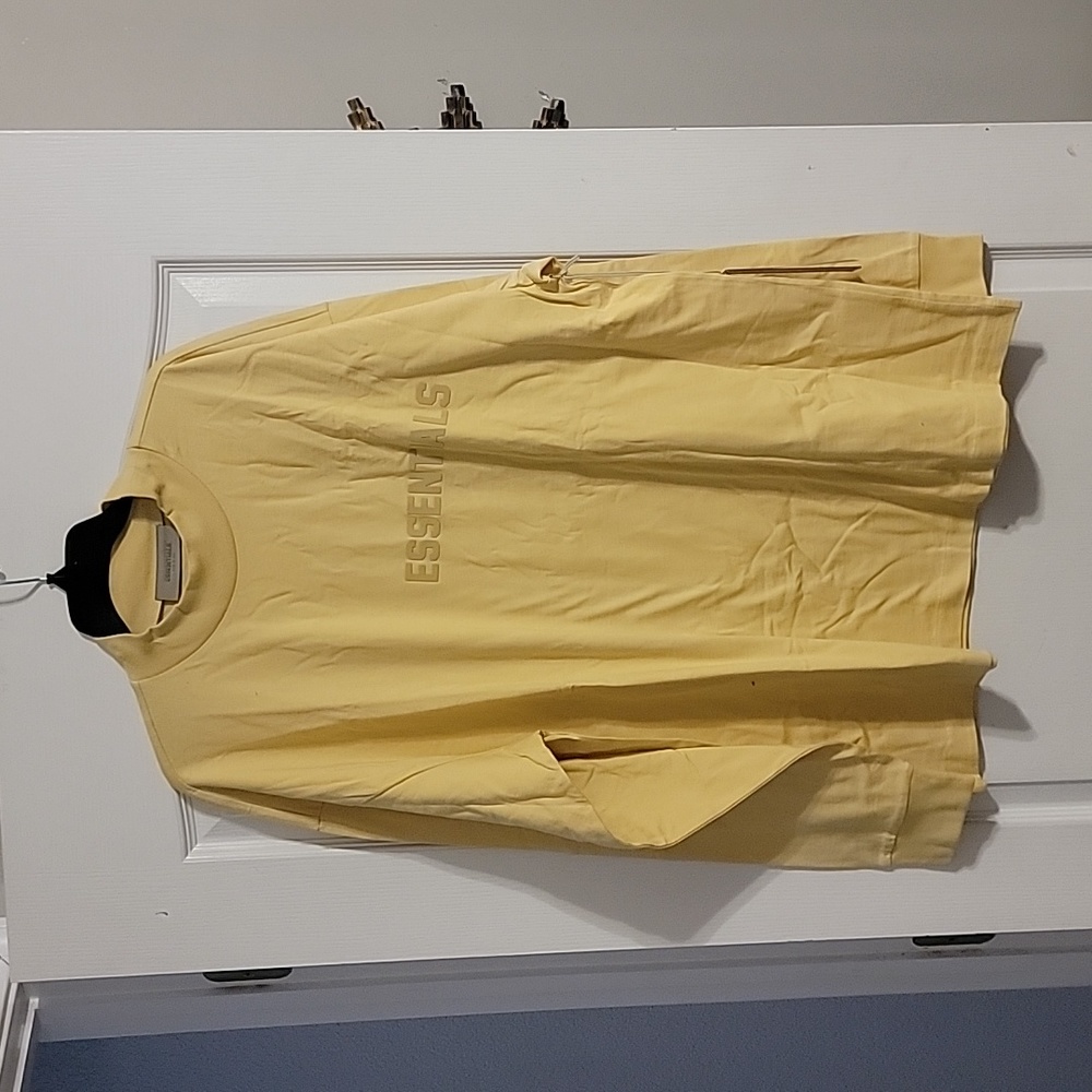 Essentials fear of god long sleeve canery yellow top xl nwt in original …